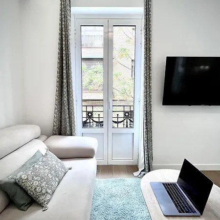 Dplace To Be - Luxury Apartments In Barrio De Salamanca Madrid Exterior photo