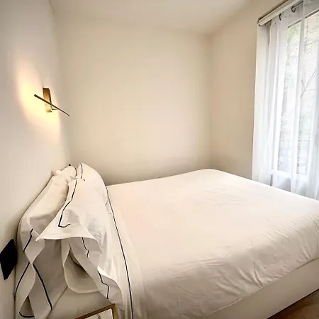 Dplace To Be - Luxury Apartments In Barrio De Salamanca Madrid Exterior photo