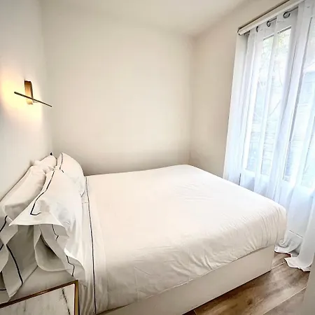 Dplace To Be - Luxury Apartments In Barrio De Salamanca Madrid Exterior photo