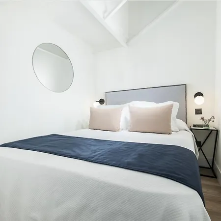 Dplace To Be - Luxury Apartments In Barrio De Salamanca Madrid Exterior photo