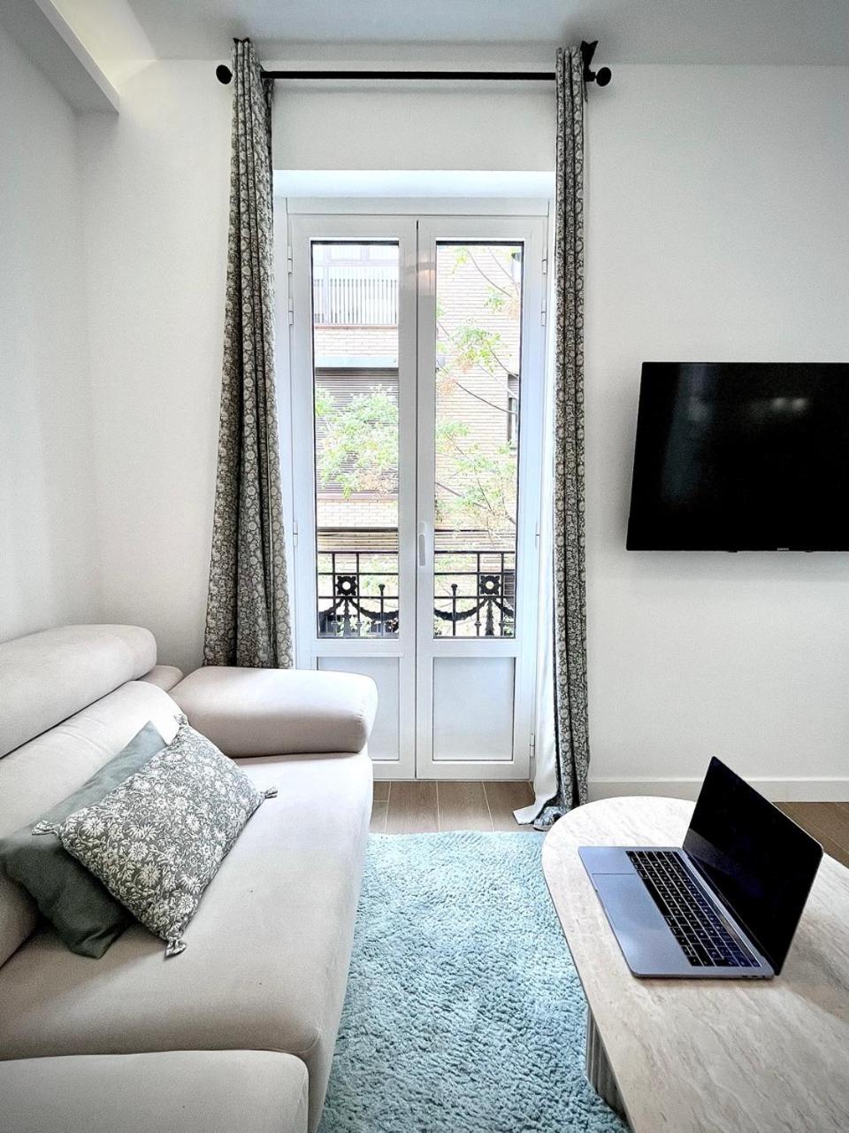 Dplace To Be - Luxury In Barrio De Salamanca Apartment